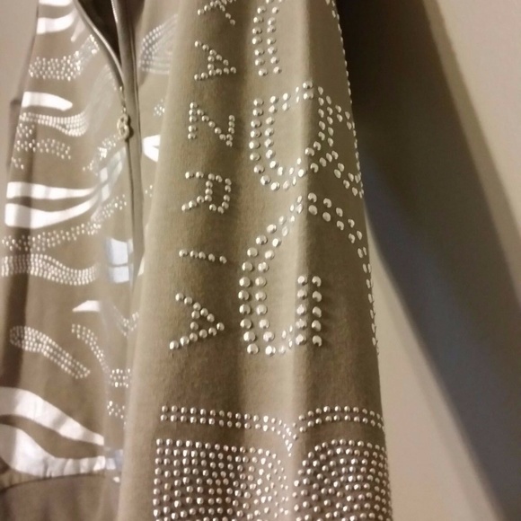 NWT BCBG Maxazria  Zip Top Jacket - Picture 3 of 8